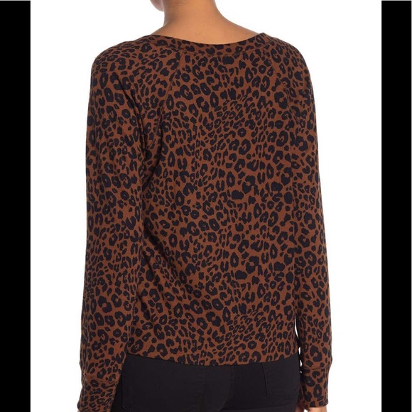 Sanctuary Leopard-print V-neckline knit sweater NWT - Picture 3 of 7